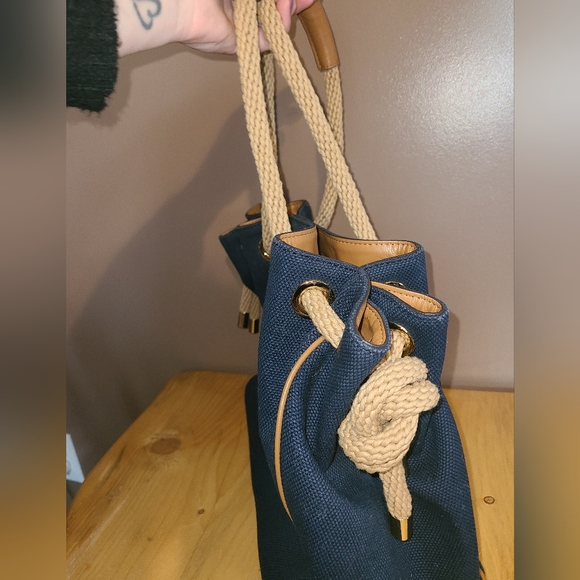 Authentic Michael kors bag - Picture 4 of 6